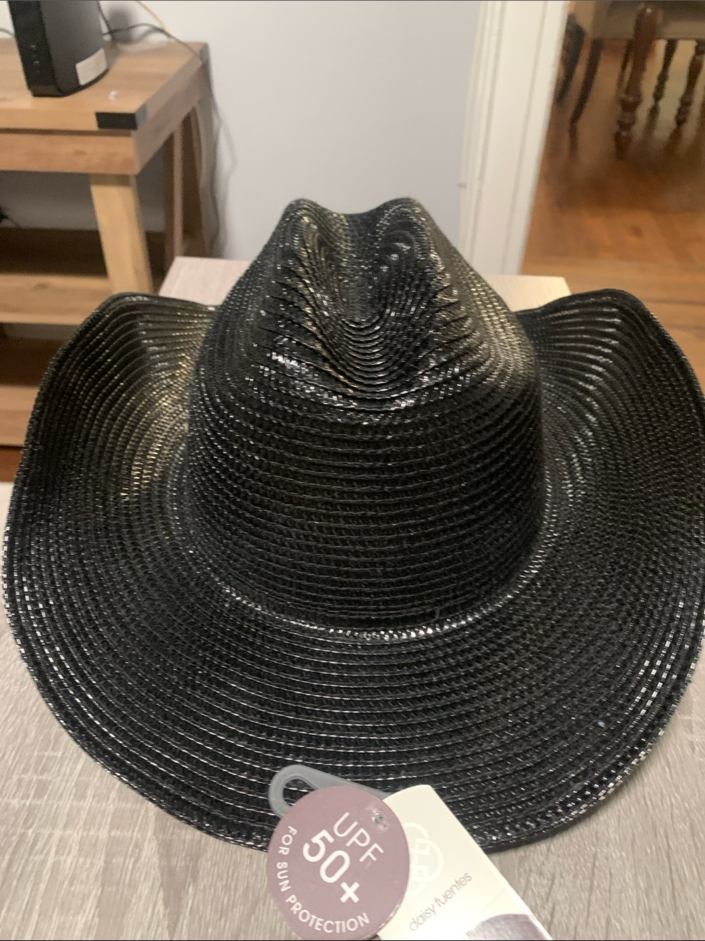 🆕- Daisy Fuentes Woman’s Black Cowgirl Hat with UPF 50+ & Gold Emblem - Picture 6 of 8
